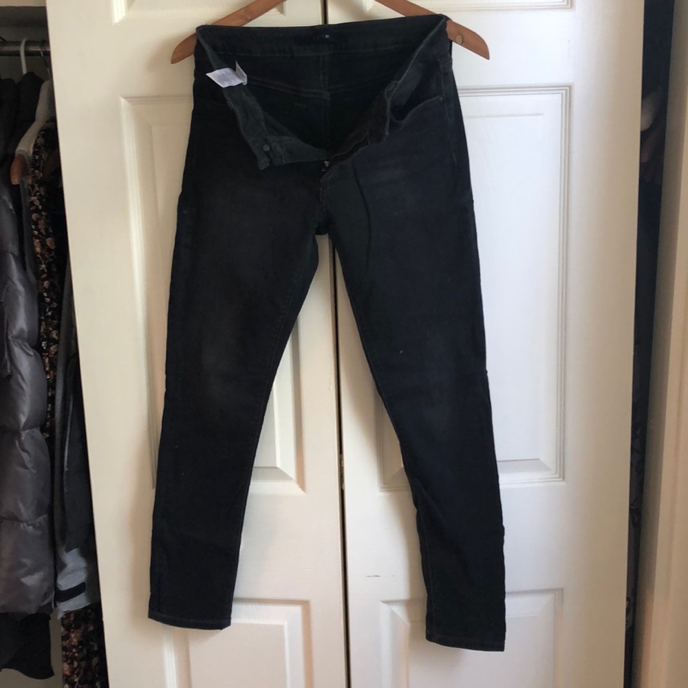Joe’s Jeans Skinny Jegging size 28Super Dark Wash